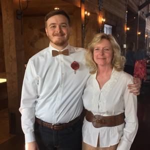 Meet your Posher, Candace